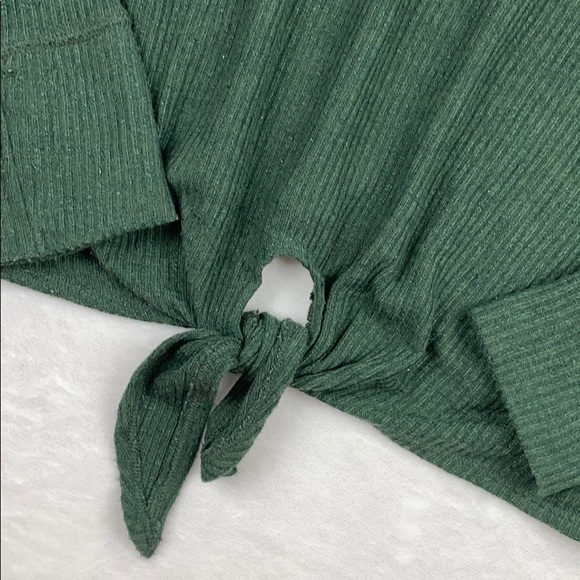 Abercrombie & Fitch Wide Neck Knot Front Top - Picture 3 of 3